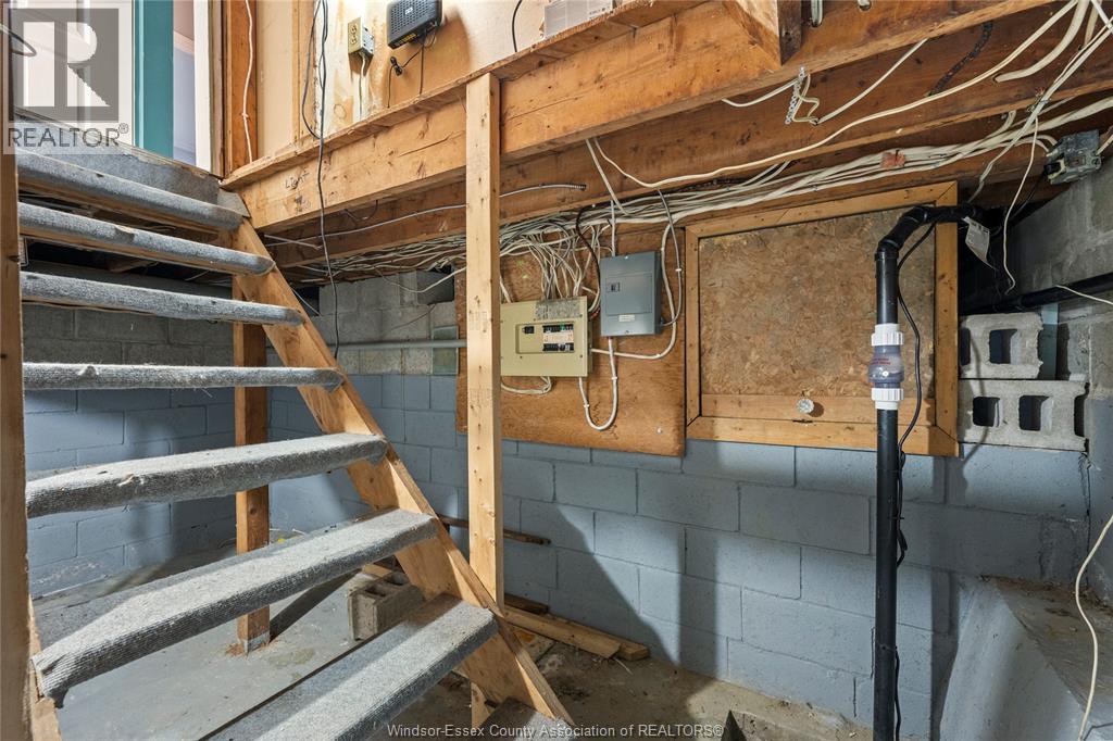 1987 Buckingham, Windsor, Ontario  N8T 2A9 - Photo 28 - 26001242