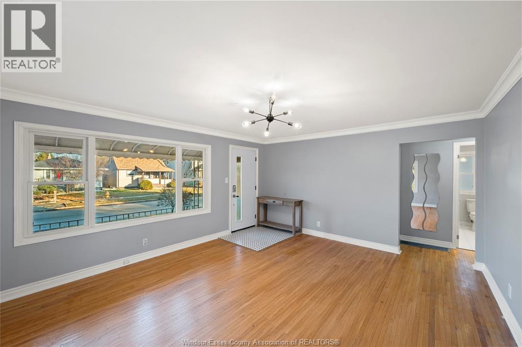 1987 Buckingham, Windsor, Ontario  N8T 2A9 - Photo 5 - 26001242