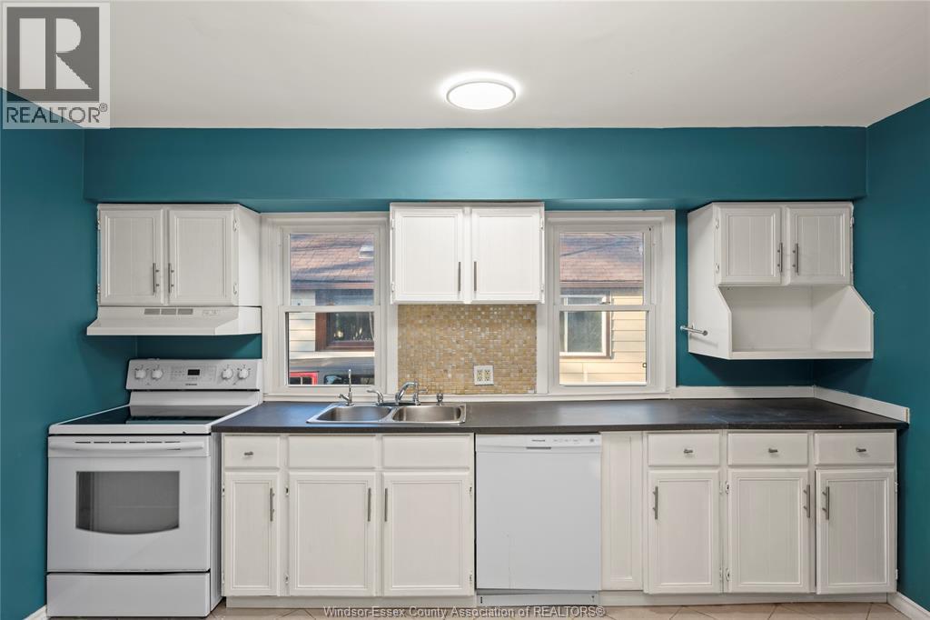 1987 Buckingham, Windsor, Ontario  N8T 2A9 - Photo 6 - 26001242