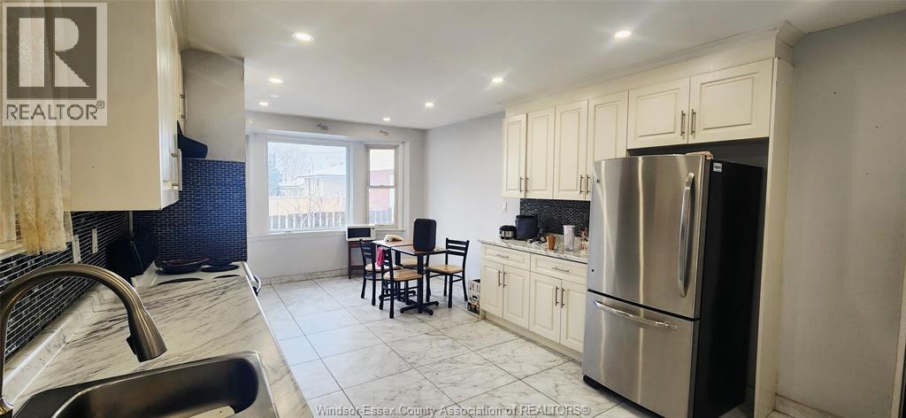 559 Vanier Street, Windsor, Ontario  N8X 3E2 - Photo 6 - 26001202