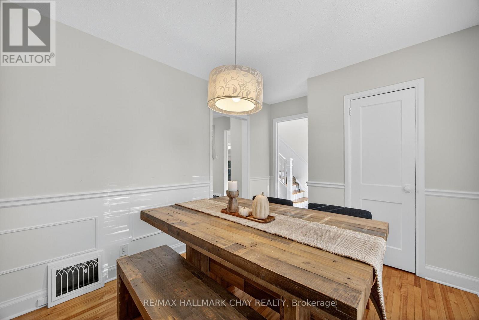 107 Peel Street, Barrie, Ontario  L4M 3L5 - Photo 15 - S12678242