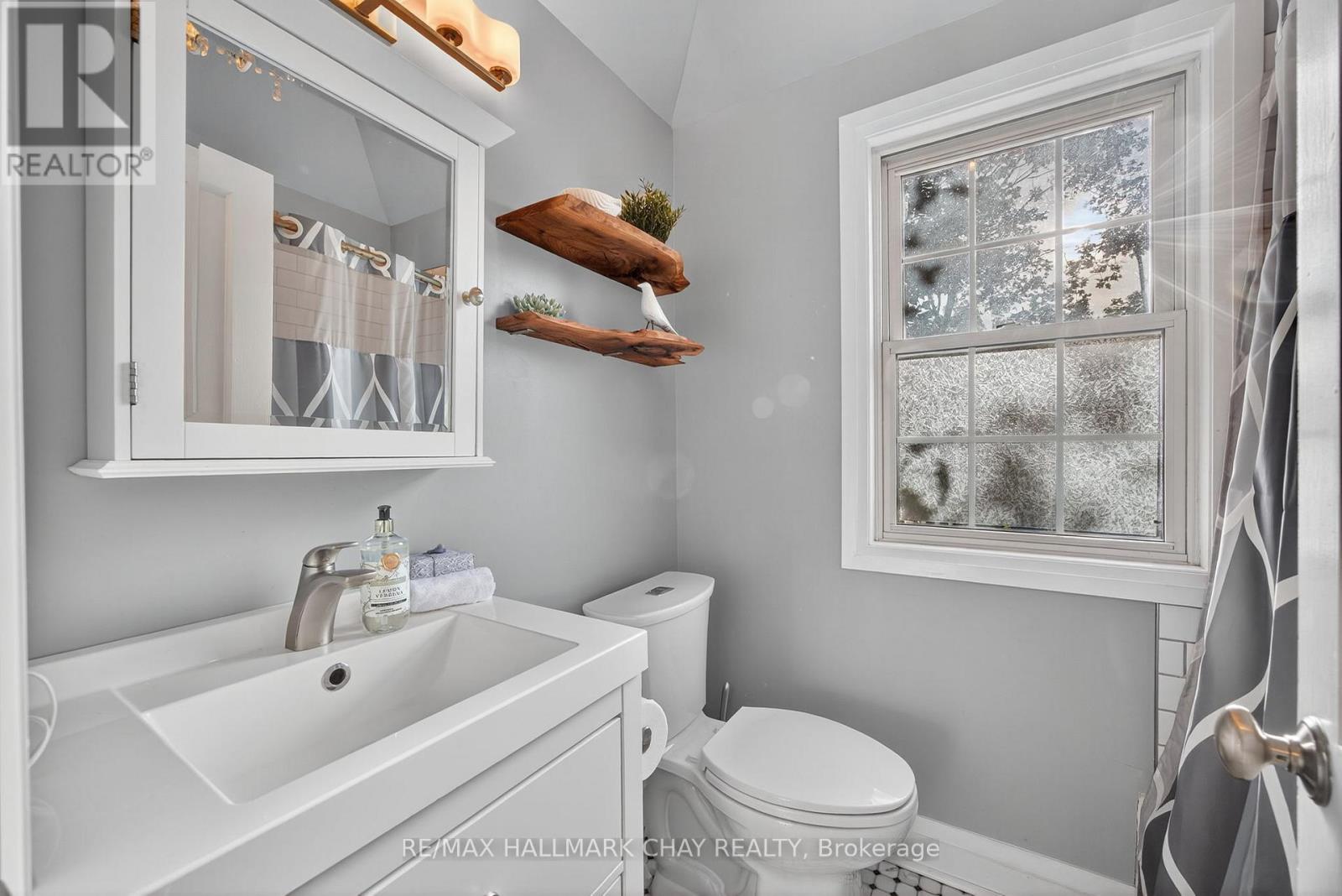 107 Peel Street, Barrie, Ontario  L4M 3L5 - Photo 28 - S12678242