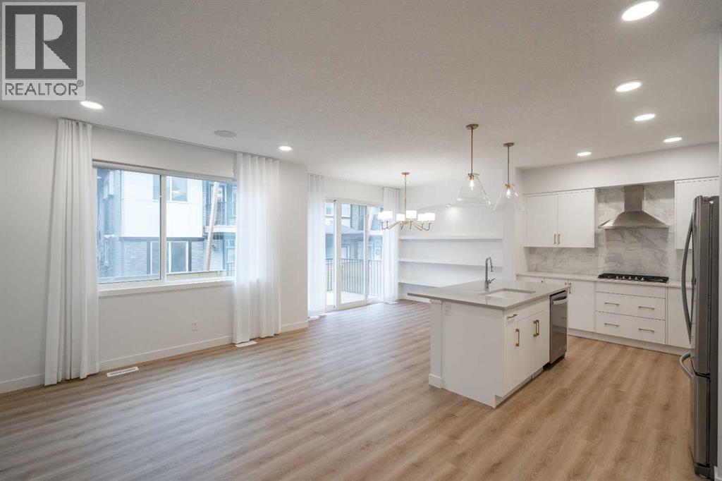 541 Savanna Drive Ne, Calgary, Alberta  T3J 2J8 - Photo 6 - A2271564