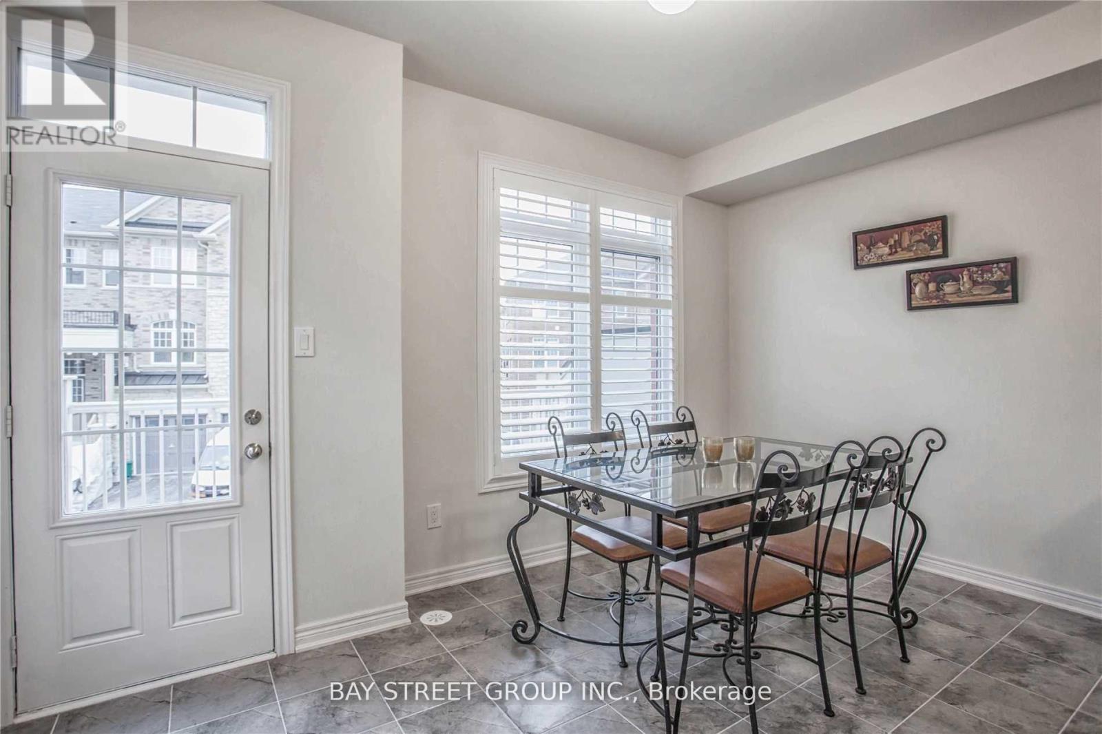 133 Dundas Way, Markham, Ontario  L3P 3J3 - Photo 10 - N12701084