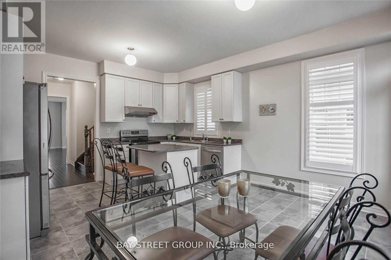 133 Dundas Way, Markham, Ontario  L3P 3J3 - Photo 7 - N12701084