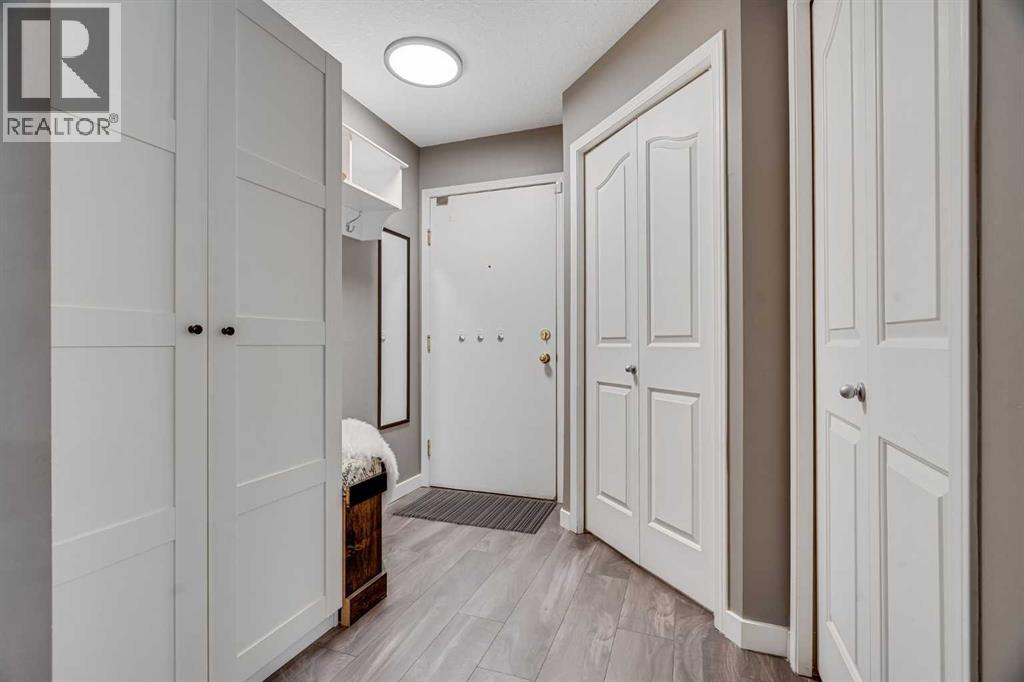 8128, 304 Mackenzie Way Sw, Airdrie, Alberta  T4B 3H8 - Photo 16 - A2274092