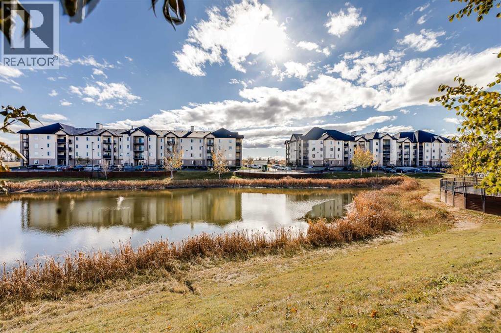 8128, 304 Mackenzie Way Sw, Airdrie, Alberta  T4B 3H8 - Photo 22 - A2274092