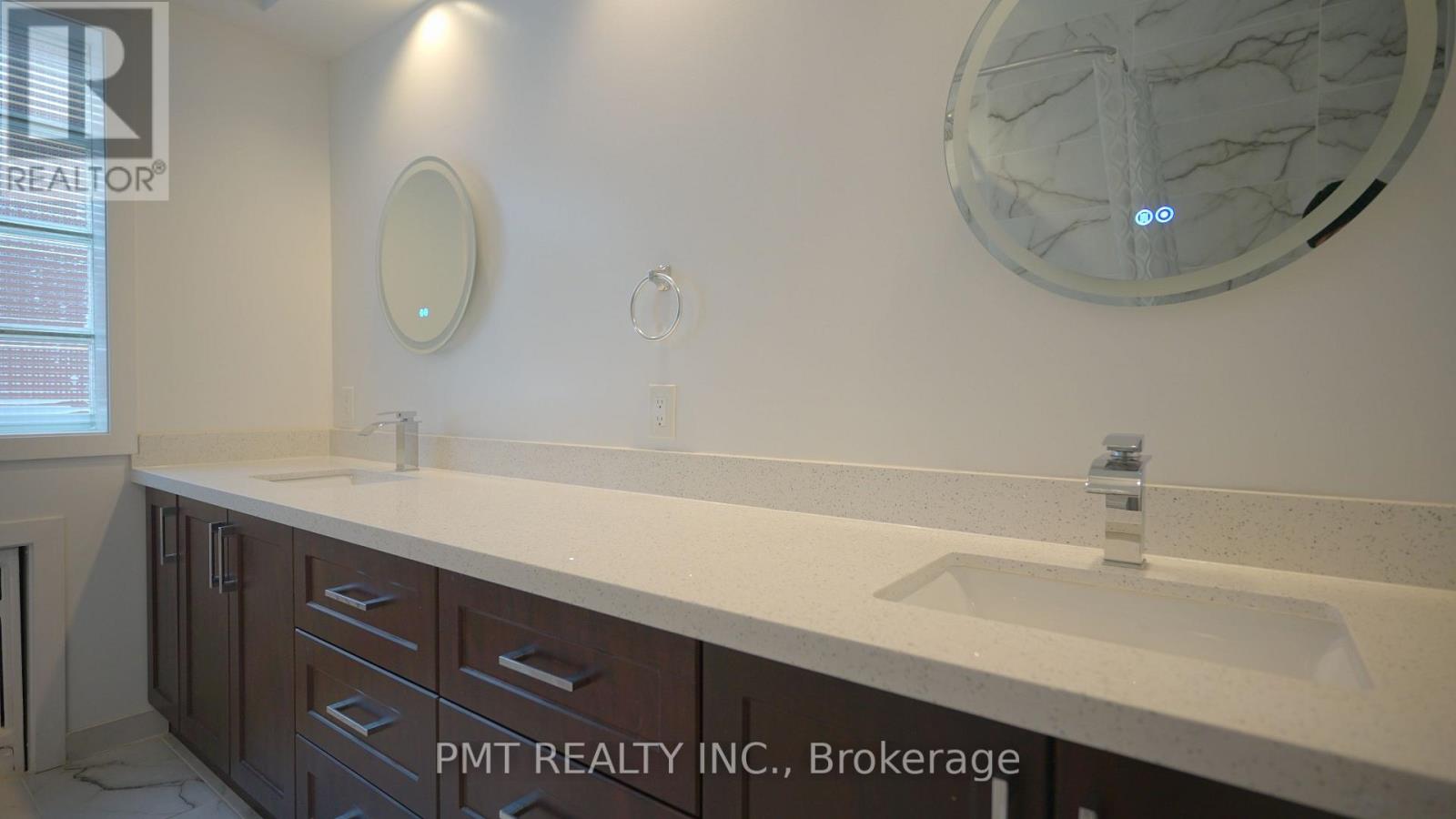 16 Carousel Court, Toronto, Ontario  M6B 3M1 - Photo 35 - W12701122