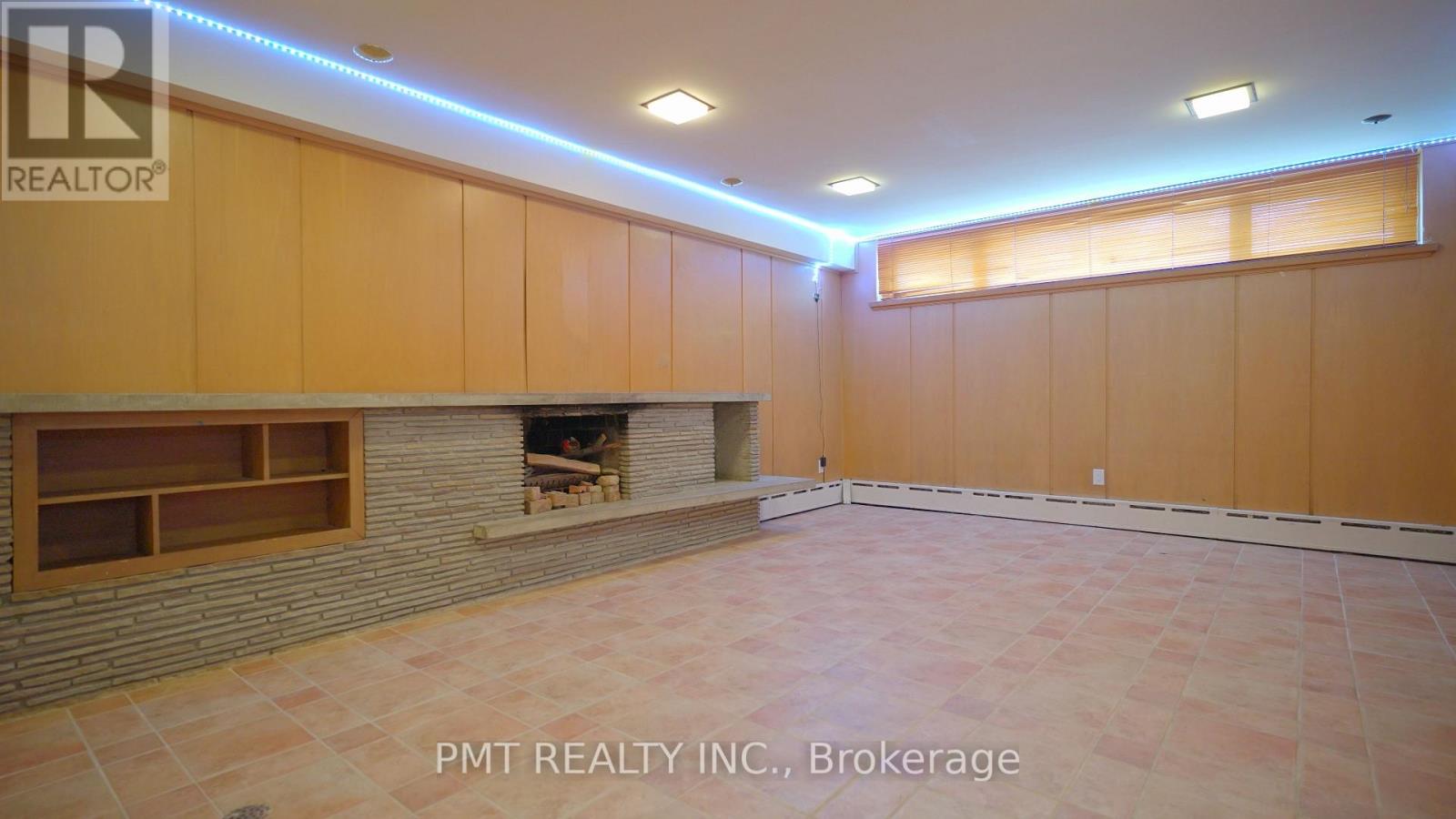 16 Carousel Court, Toronto, Ontario  M6B 3M1 - Photo 38 - W12701122