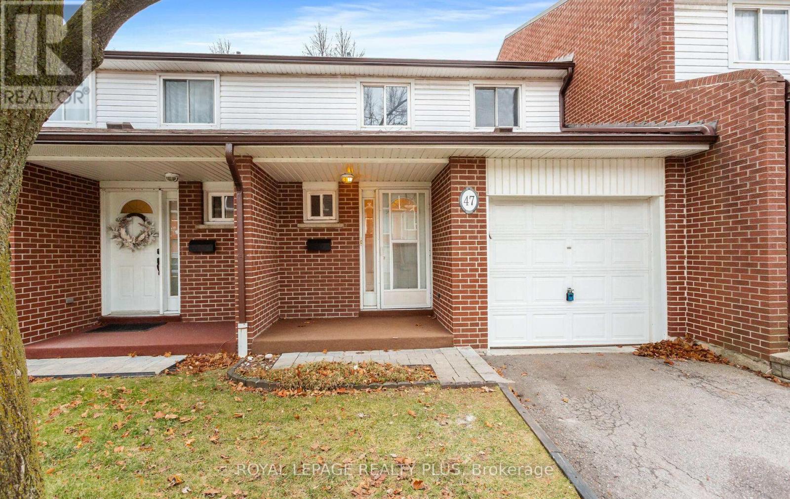 47 - 2380 Bromsgrove Road, Mississauga, Ontario  L5J 4E6 - Photo 2 - W12701134