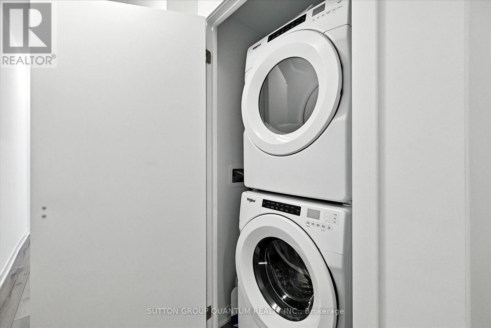 Ph06 - 405 Dundas Street W, Oakville, Ontario  L6M 4M2 - Photo 26 - W12701148