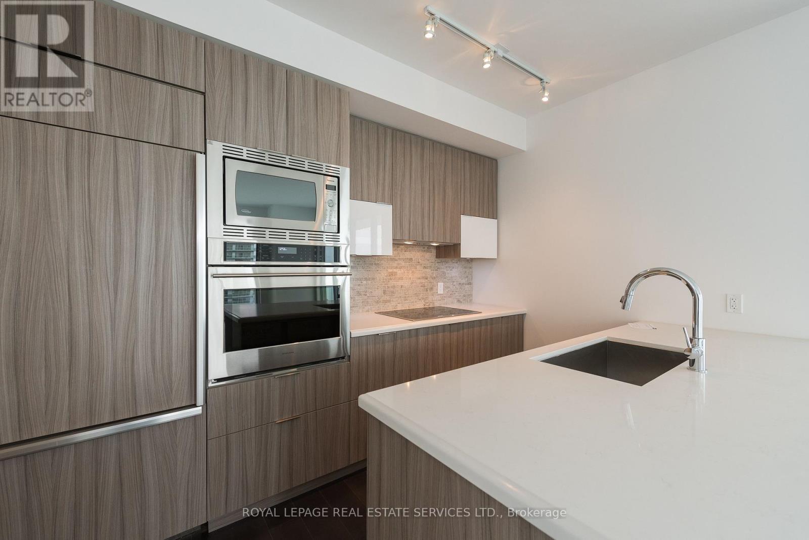 3903 - 56 Annie Craig Drive, Toronto, Ontario  M8V 0C8 - Photo 7 - W12701160