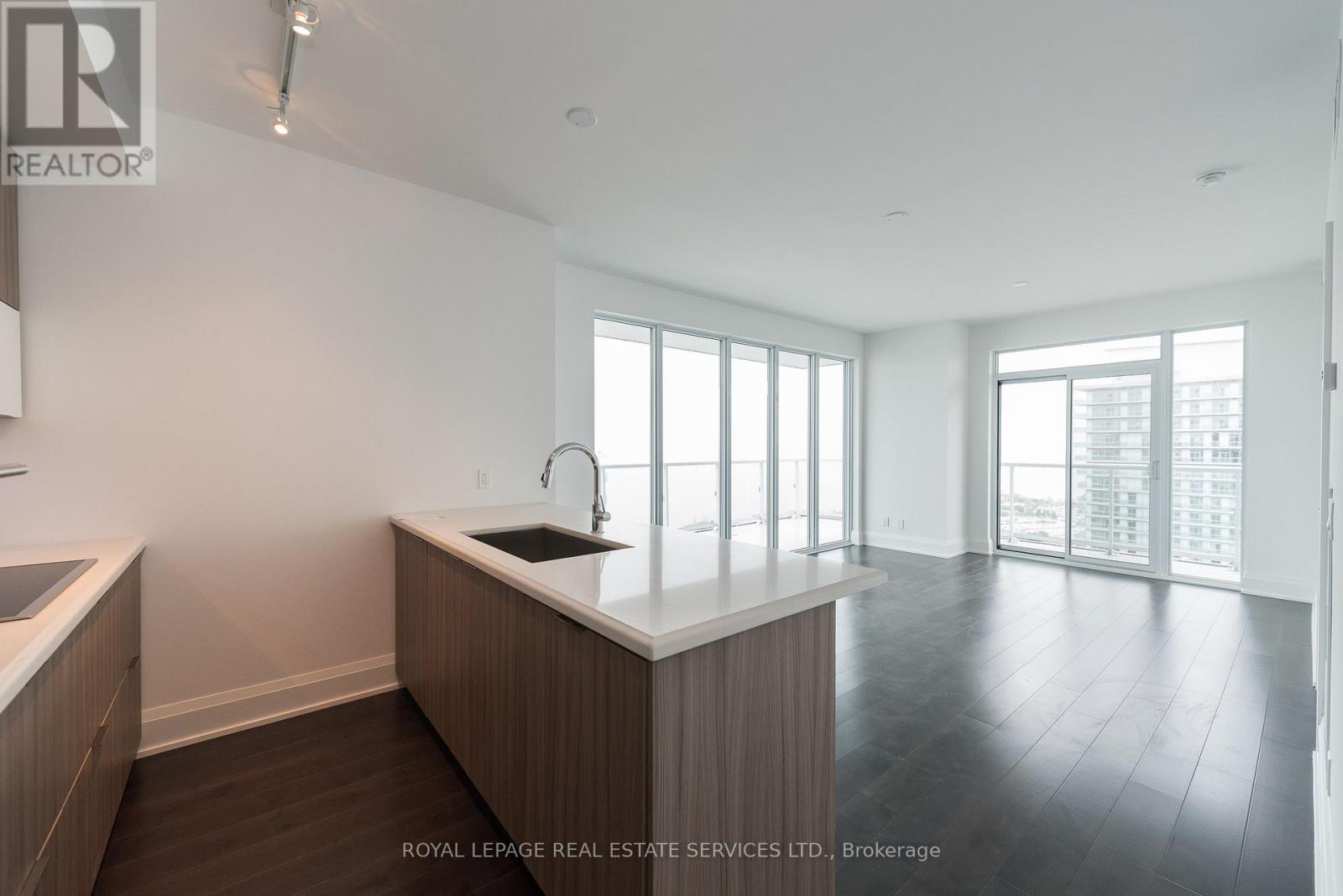 3903 - 56 Annie Craig Drive, Toronto, Ontario  M8V 0C8 - Photo 9 - W12701160