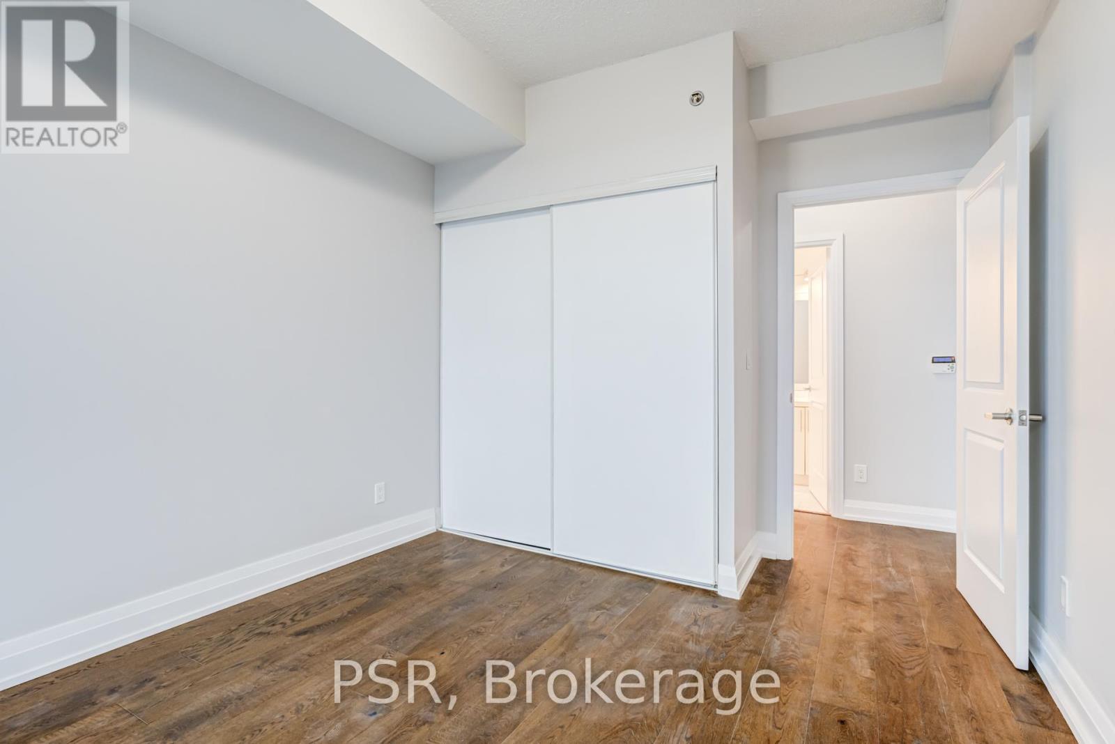 602 - 65 Speers Road, Oakville (Co Central), Ontario  L6K 0J1 - Photo 11 - W12701162