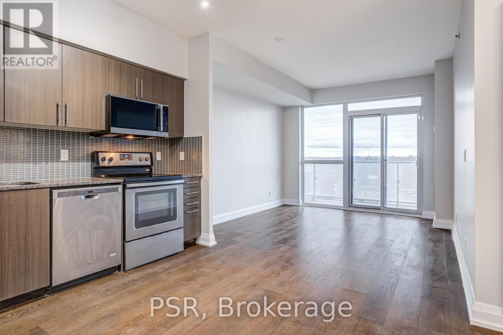 602 - 65 Speers Road, Oakville (Co Central), Ontario  L6K 0J1 - Photo 2 - W12701162