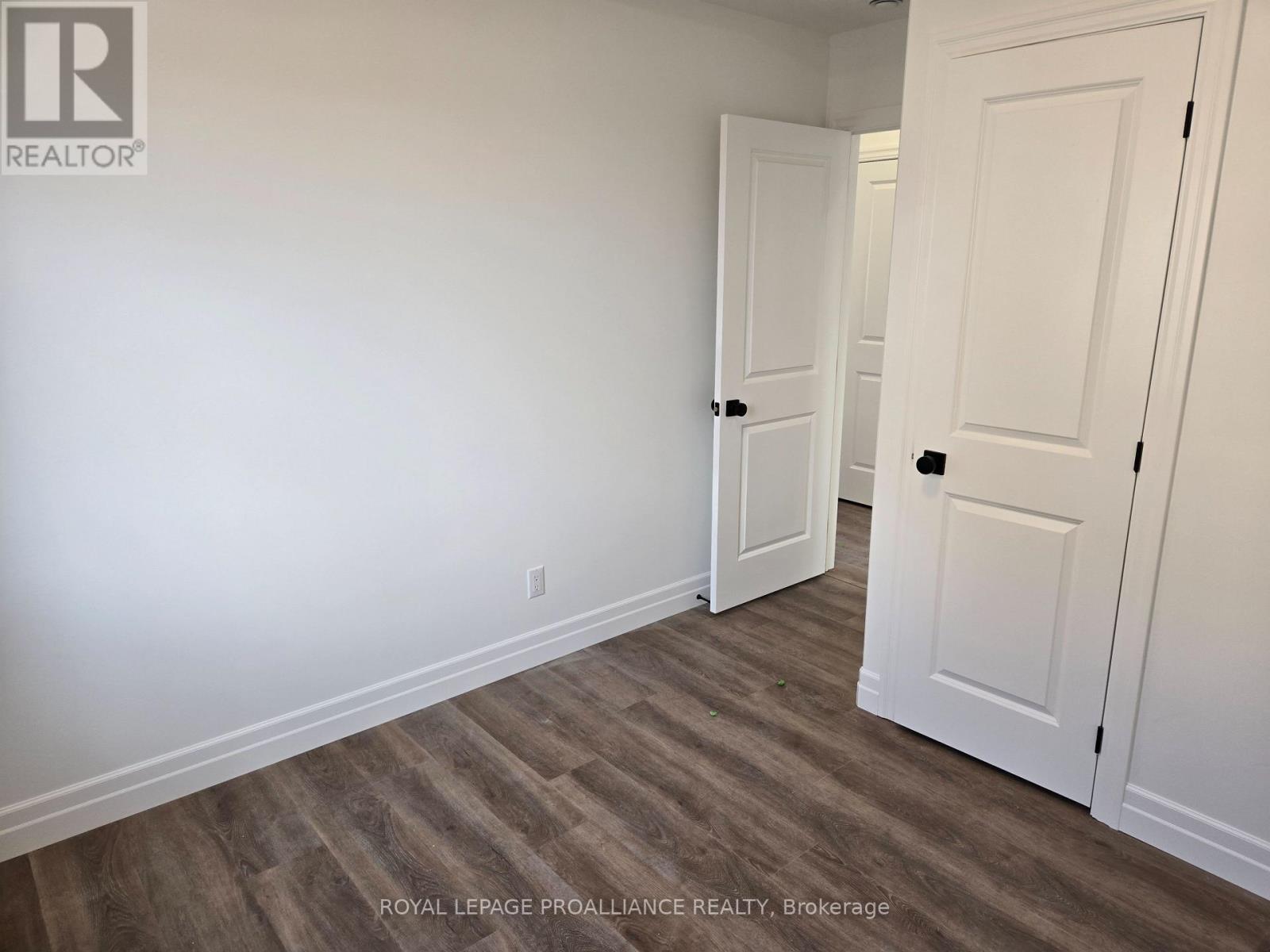 2 - 45 Heber Street, Quinte West, Ontario  K8V 1M8 - Photo 8 - X12597024