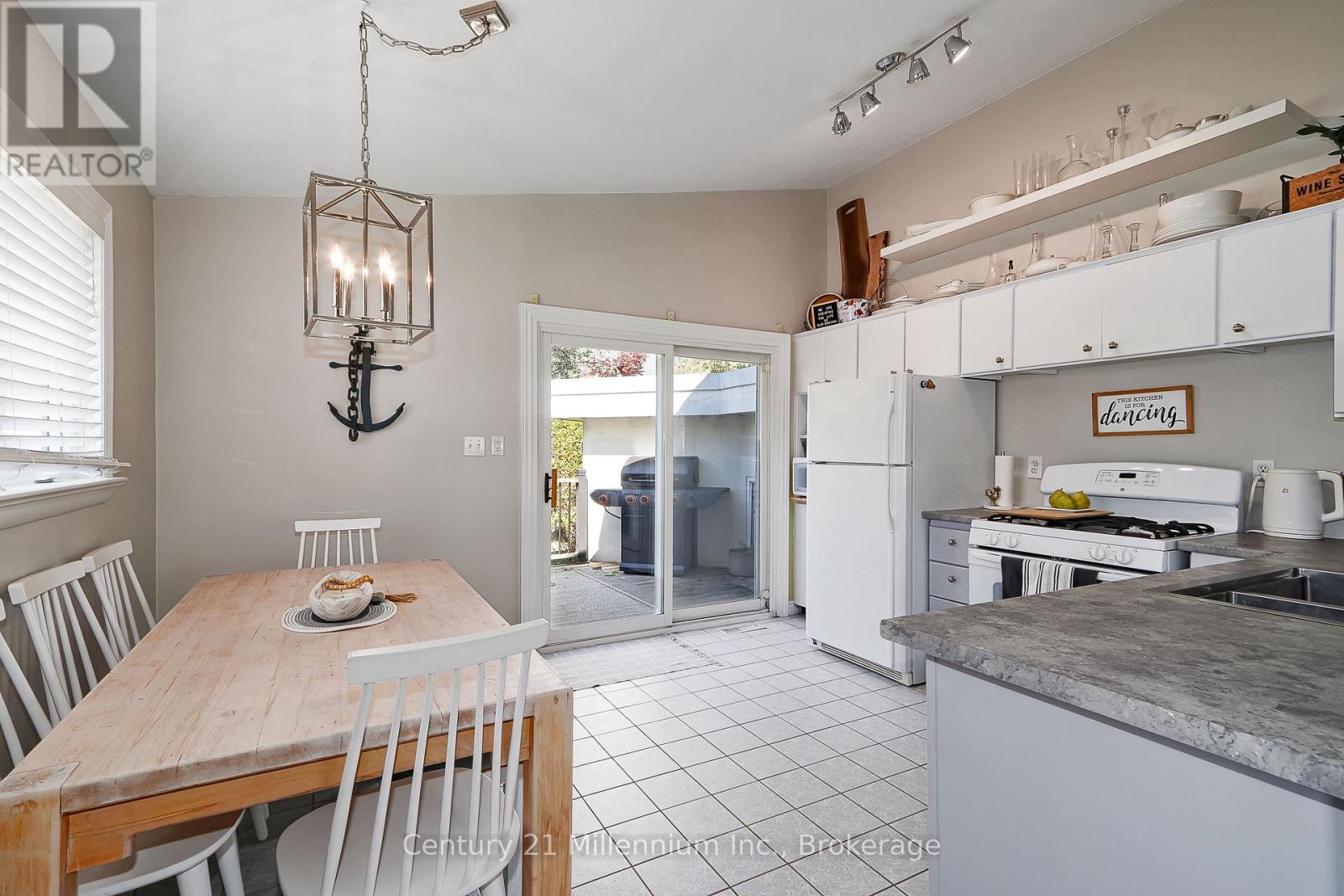 42 Niagara Street, Collingwood, Ontario  L9Y 3X2 - Photo 10 - S12701294