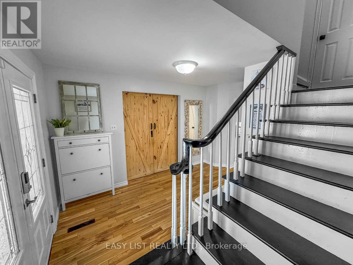 38 Fernwood Terrace, Welland, Ontario  L3C 2R8 - Photo 11 - X12701088