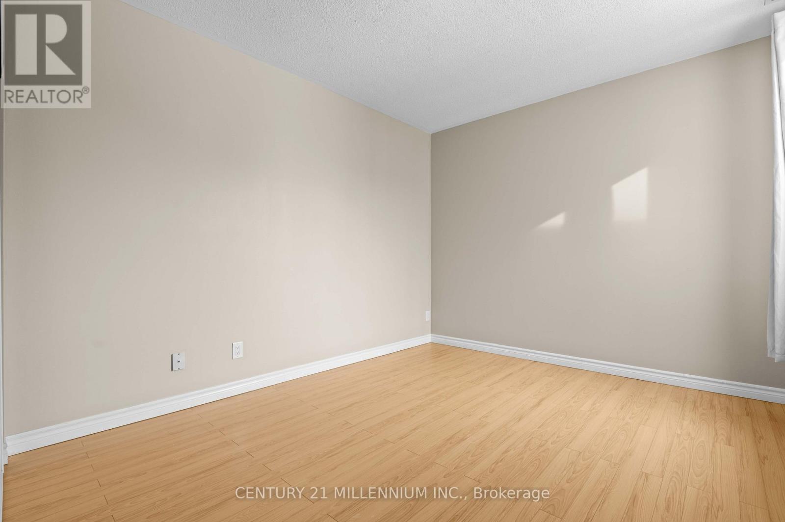 207 - 111 Main Street N, East Luther Grand Valley, Ontario  L9W 6E3 - Photo 17 - X12701114