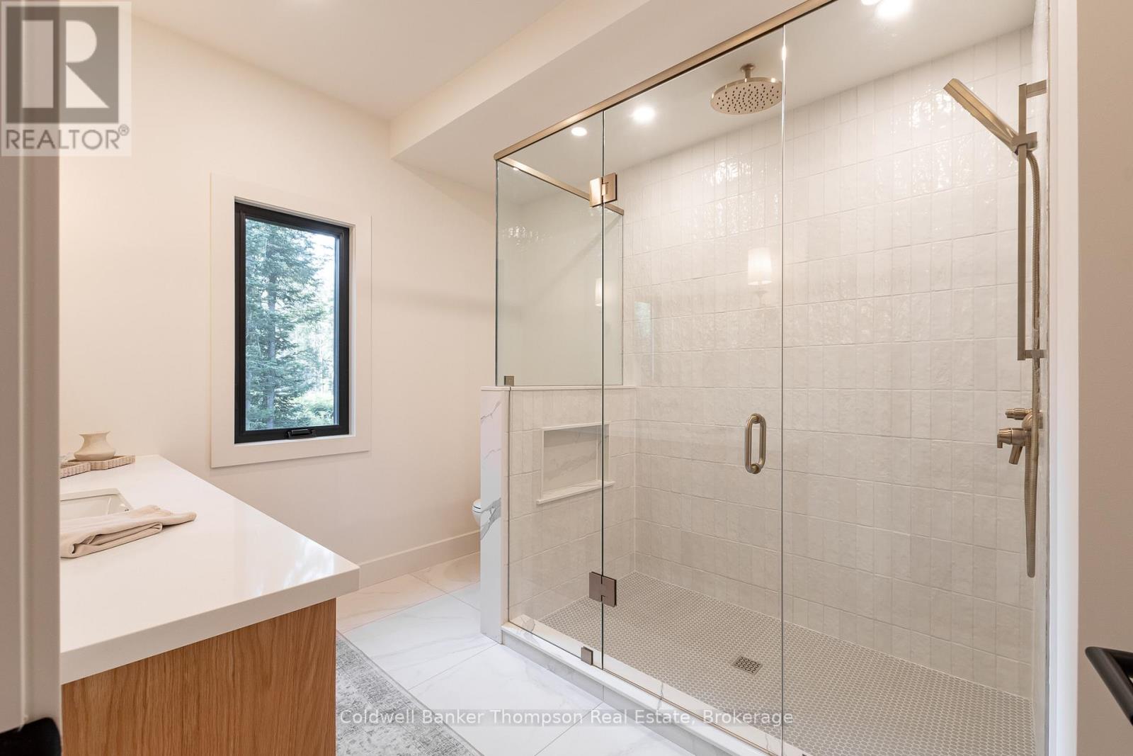 27 Crimson Lane, Huntsville, Ontario  P0B 1L0 - Photo 23 - X12701184