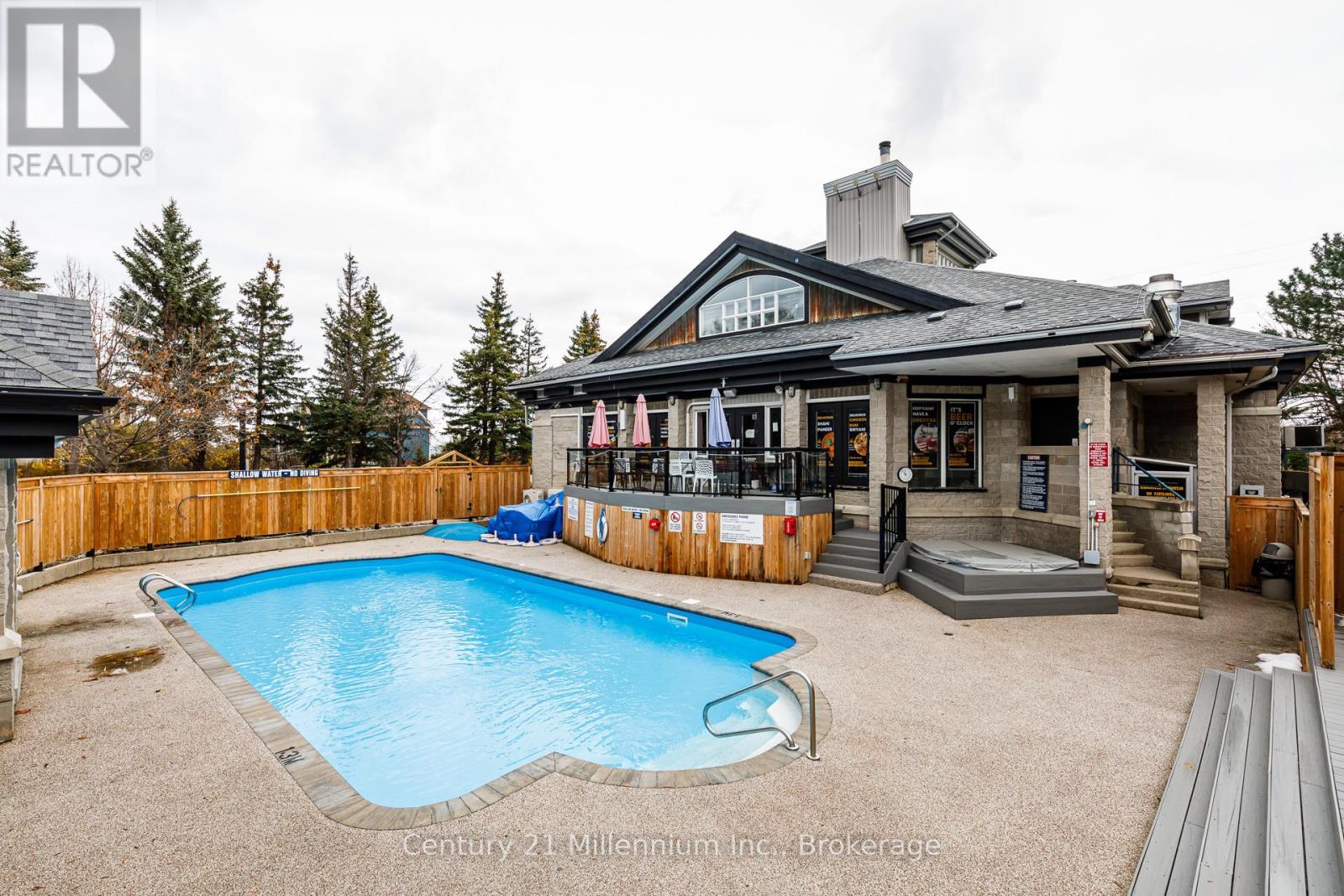 101 - 796468 Grey Road 19 Road, Blue Mountains, Ontario  L9Y 0N6 - Photo 2 - X12701298