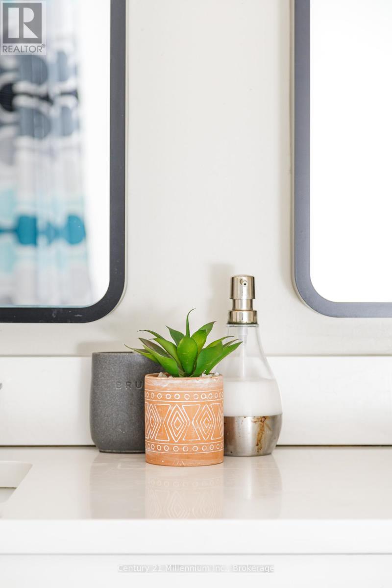 101 - 796468 Grey Road 19 Road, Blue Mountains, Ontario  L9Y 0N6 - Photo 25 - X12701298