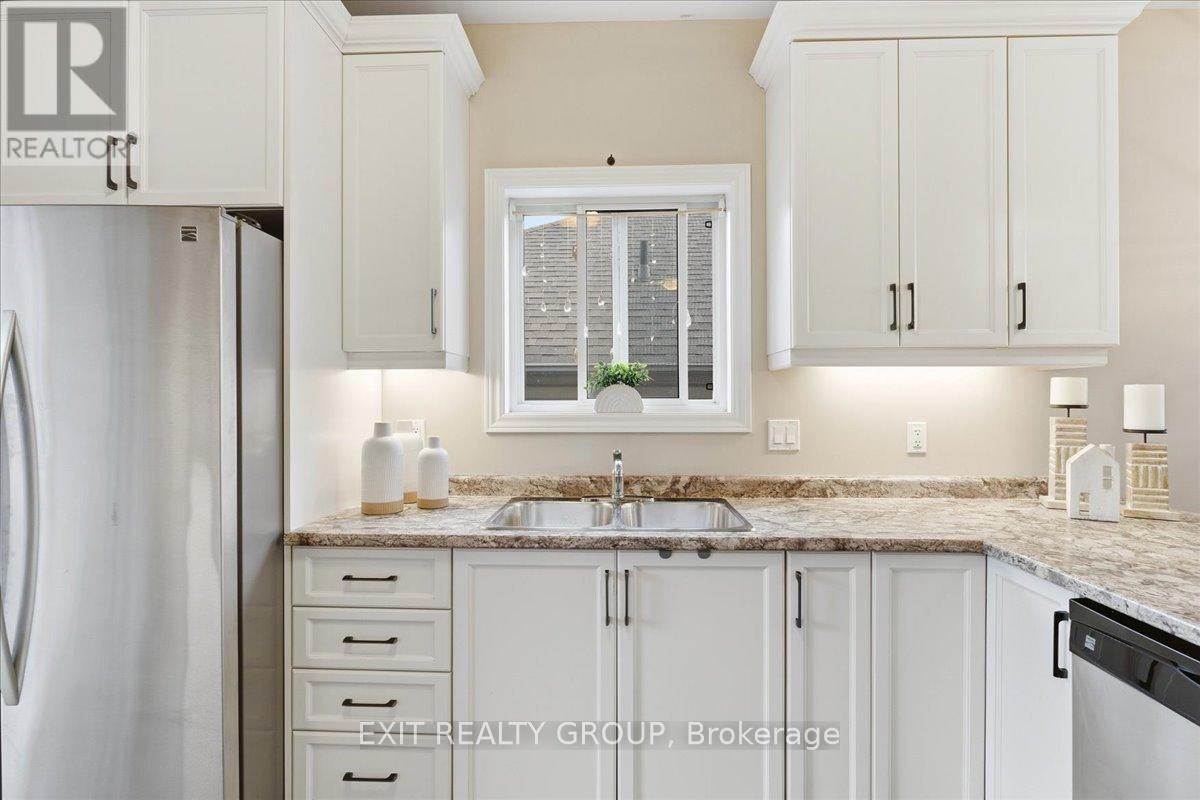 326 Cannifton Road N, Belleville, Ontario  K0K 1V0 - Photo 11 - X12701304