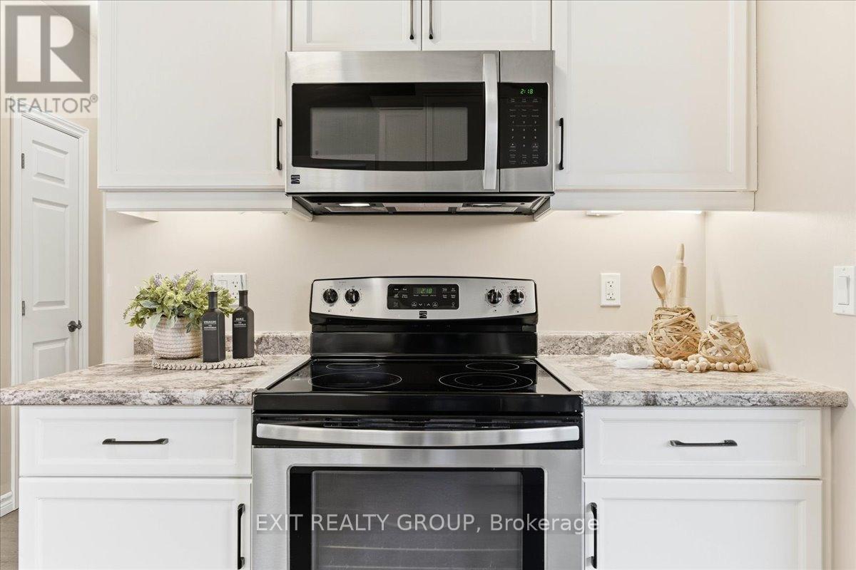 326 Cannifton Road N, Belleville, Ontario  K0K 1V0 - Photo 13 - X12701304