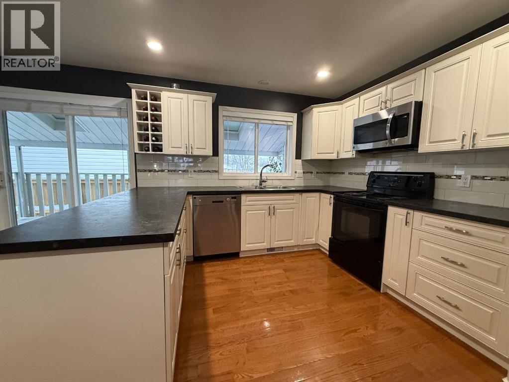 5801 49th Street, High Prairie, Alberta  T0G 1E0 - Photo 12 - A2276405