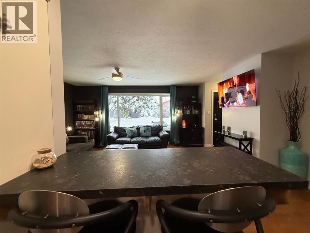 5801 49th Street, High Prairie, Alberta  T0G 1E0 - Photo 10 - A2276405