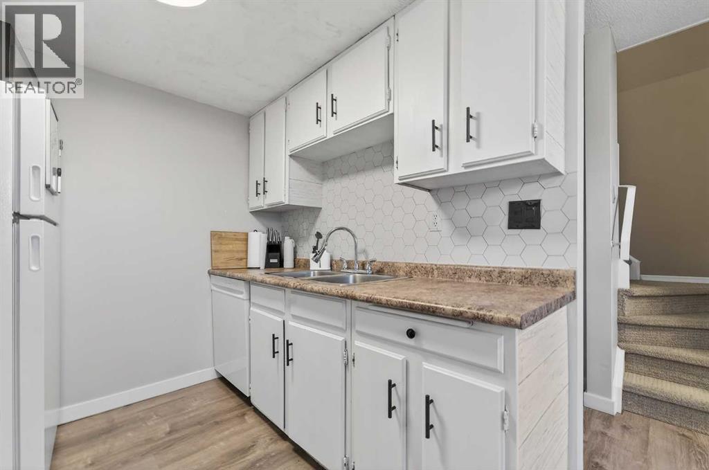 16, 55 Lemoyne Crescent W, Lethbridge, Alberta  T1K 4J7 - Photo 6 - A2278500