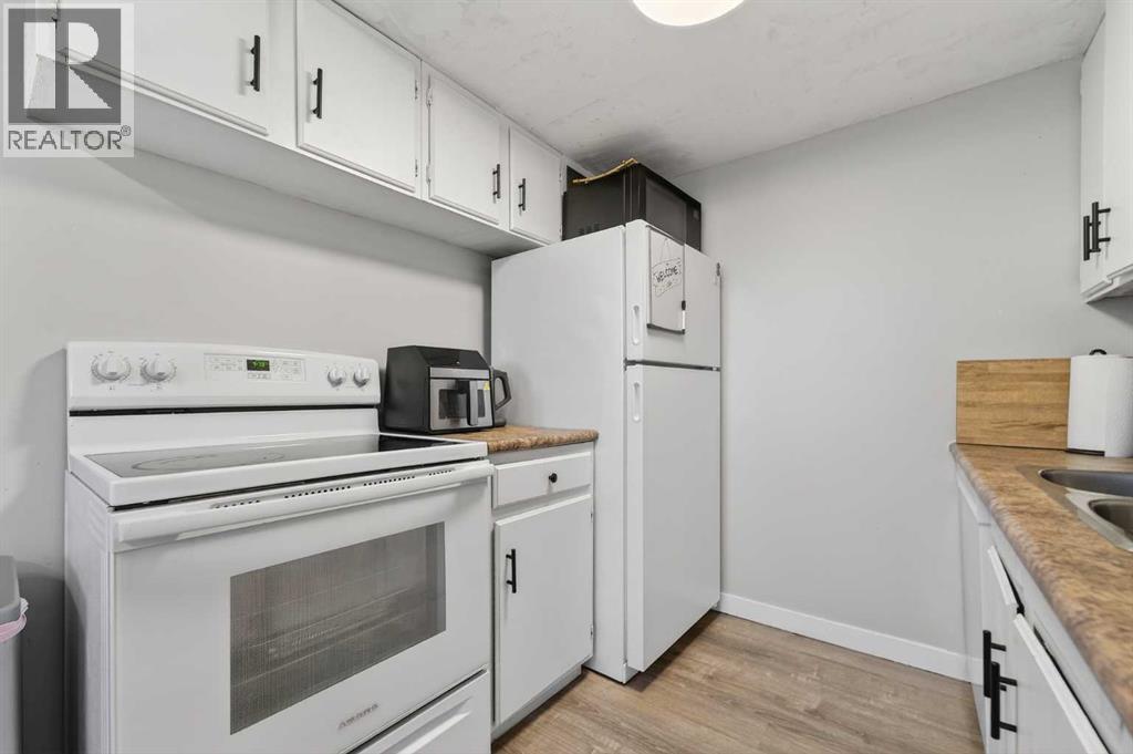 16, 55 Lemoyne Crescent W, Lethbridge, Alberta  T1K 4J7 - Photo 4 - A2278500