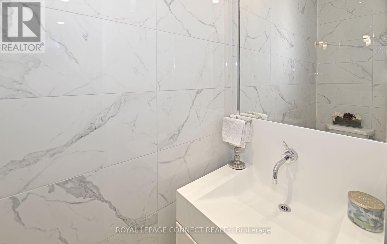 Ph4401 - 110 Charles Street E, Toronto, Ontario  M4Y 1T5 - Photo 16 - C12563260