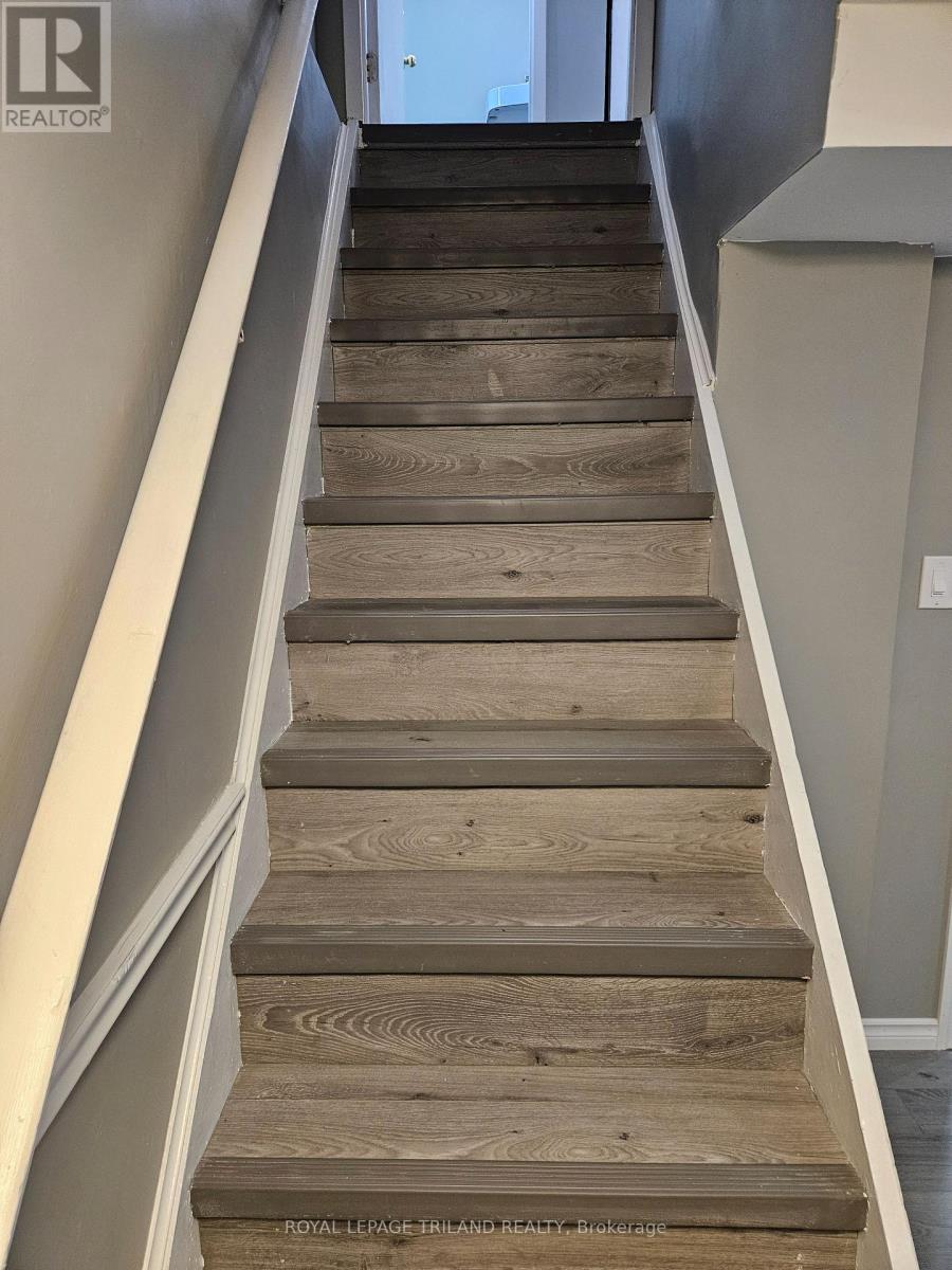 1004 Lawson Road, London North, Ontario  N6G 3M2 - Photo 16 - X12701320