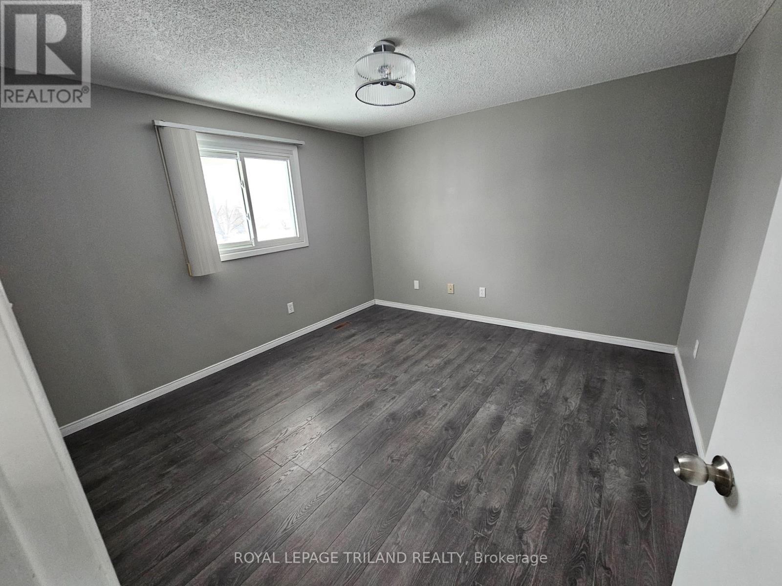 1004 Lawson Road, London North, Ontario  N6G 3M2 - Photo 18 - X12701320