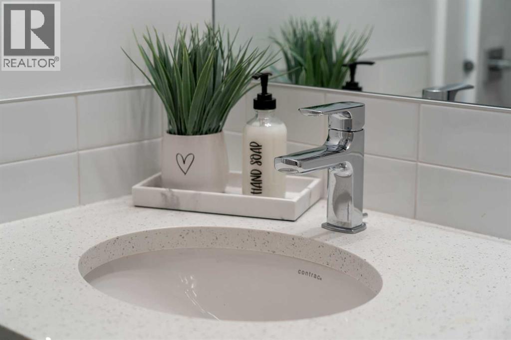 19615 45 Street Se, Calgary, Alberta  T3M 3A7 - Photo 11 - A2278145