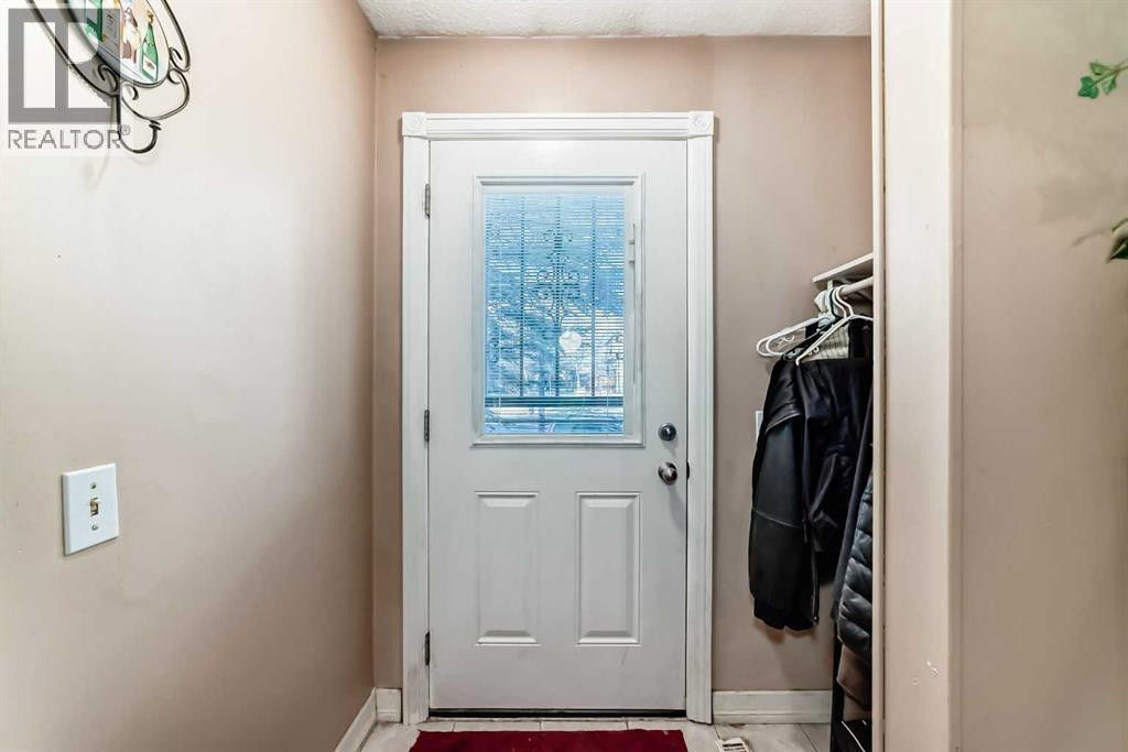 2319 56 Street Ne, Calgary, Alberta  T1T 2M2 - Photo 5 - A2279257