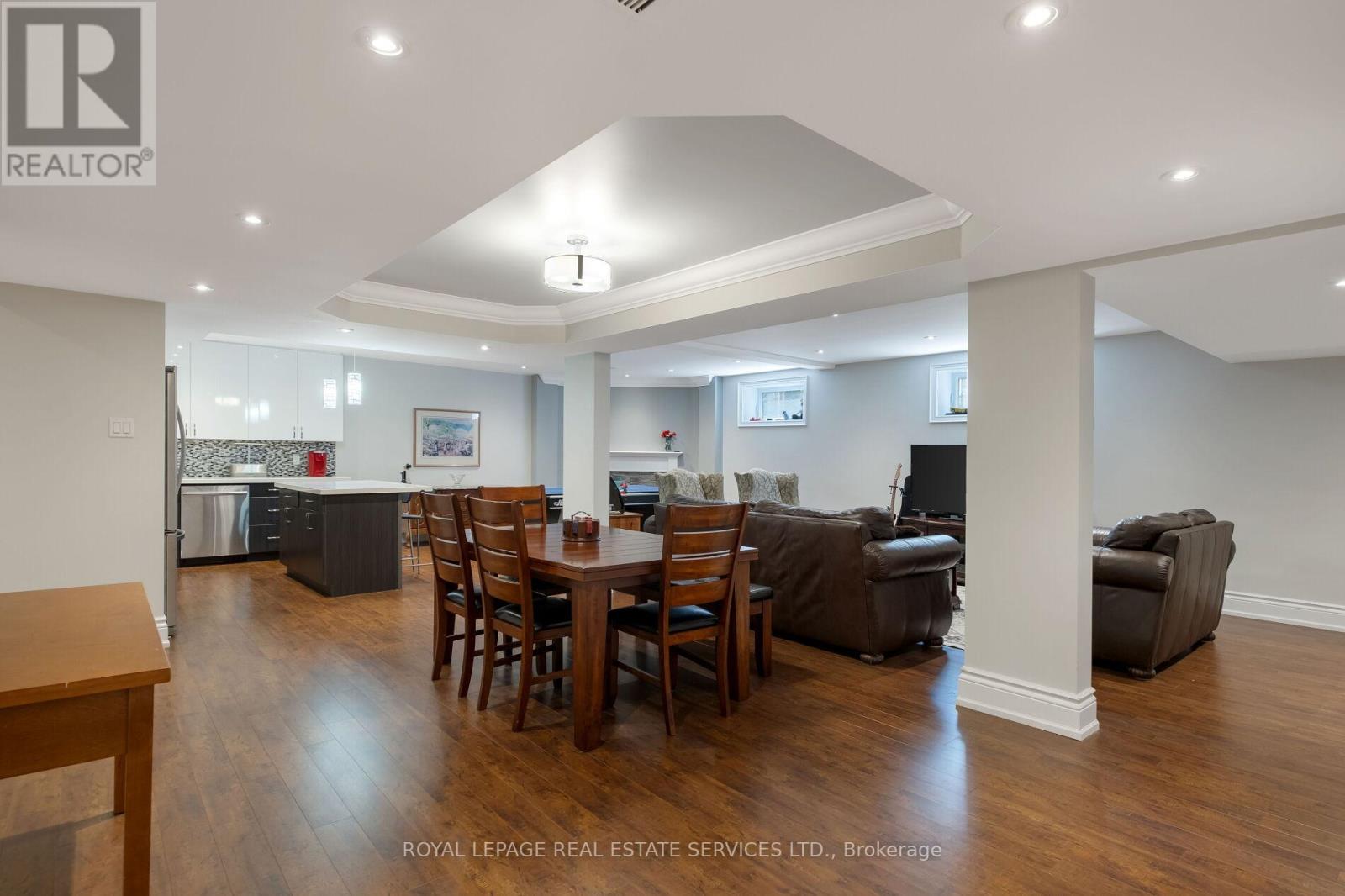 15 Westroyal Road, Toronto, Ontario  M9P 2C4 - Photo 33 - W12398381