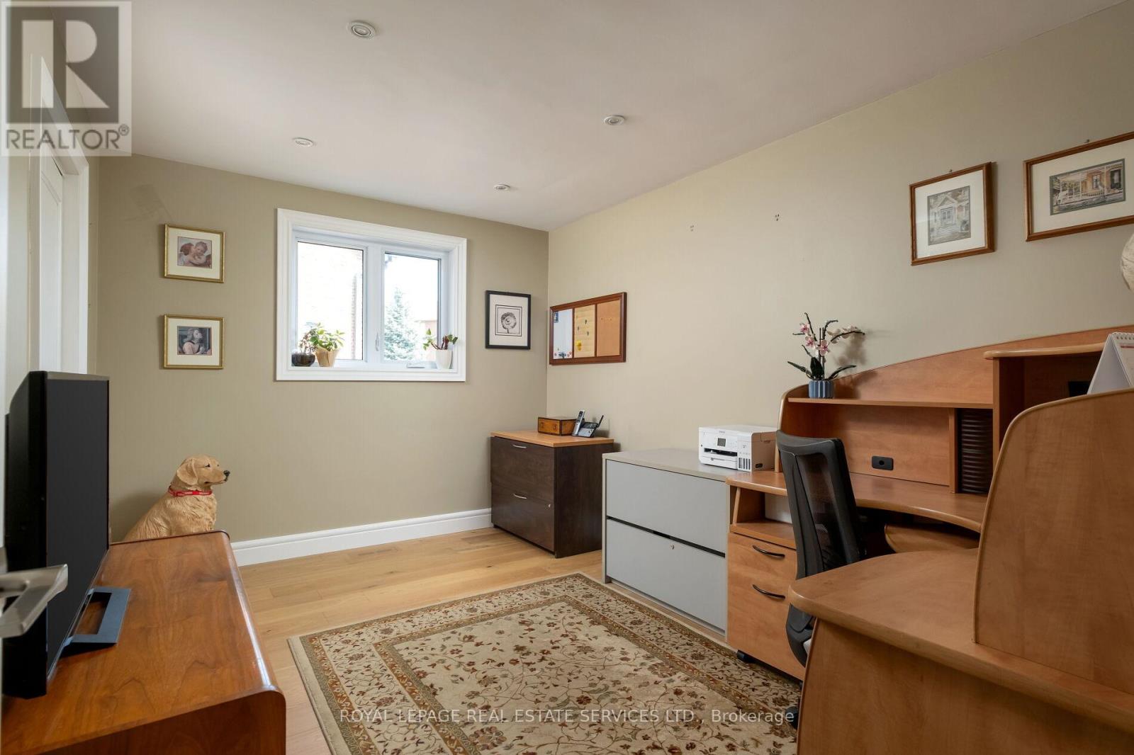 15 Westroyal Road, Toronto, Ontario  M9P 2C4 - Photo 21 - W12398381