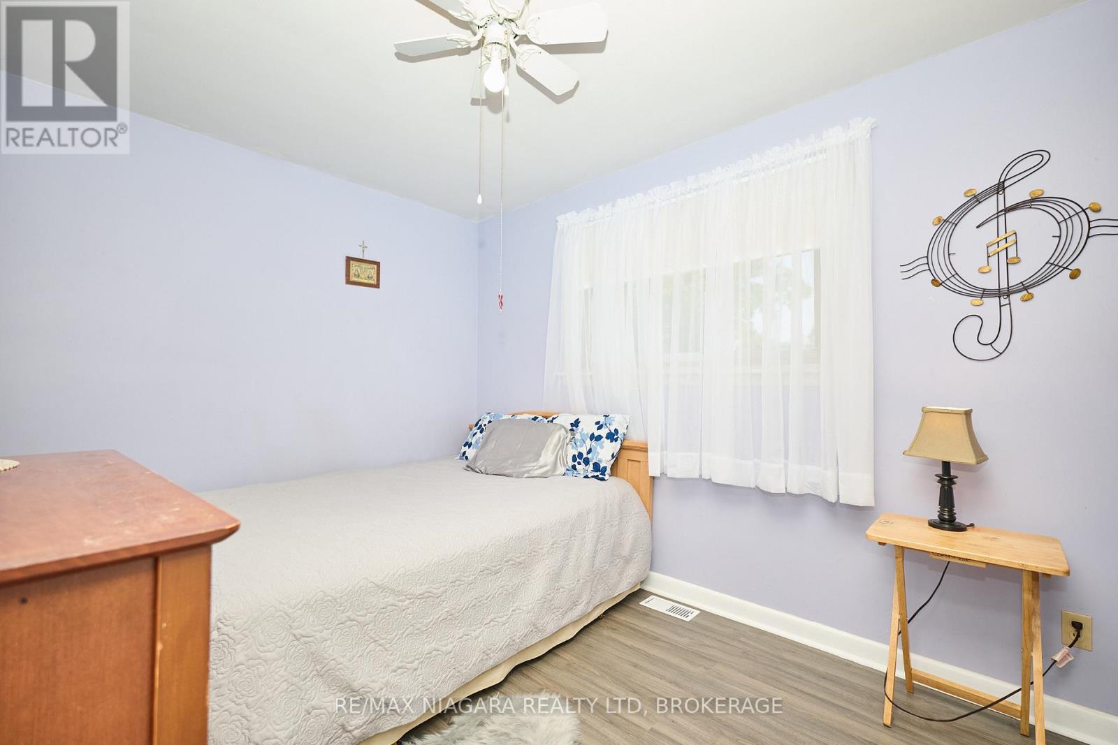 316 Bowen Road, Fort Erie, Ontario  L2A 2Y9 - Photo 8 - X12701292