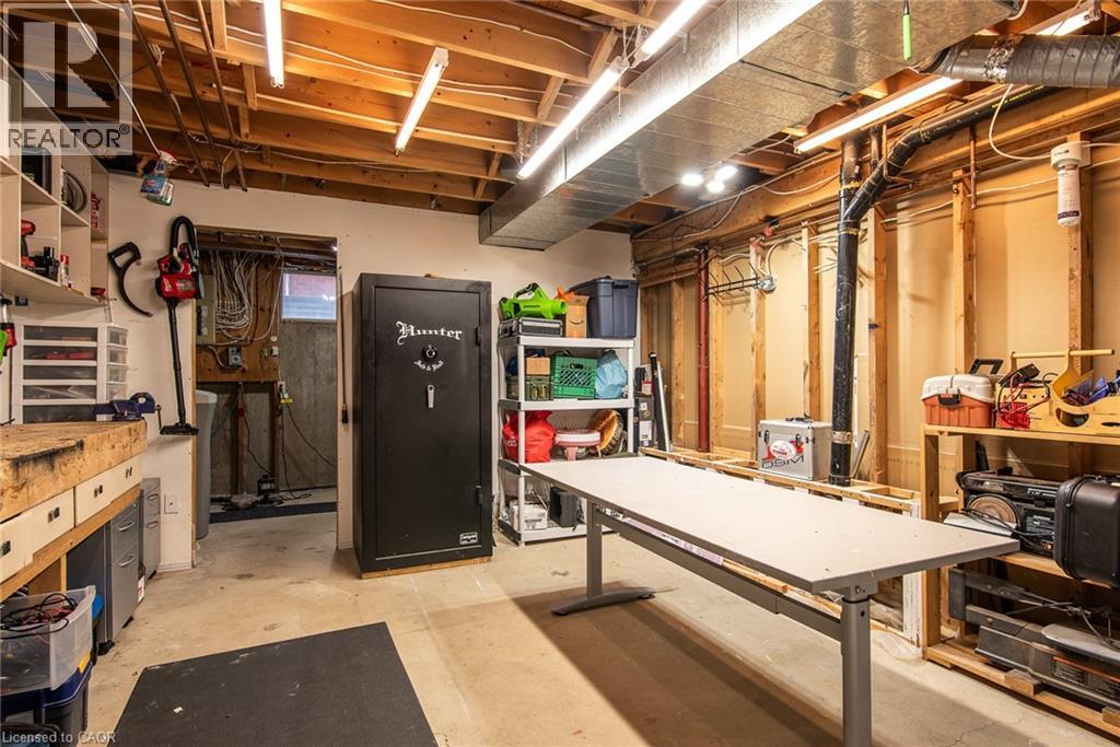 354 Forestlawn Road, Waterloo, Ontario  N2K 3A5 - Photo 36 - 40798504