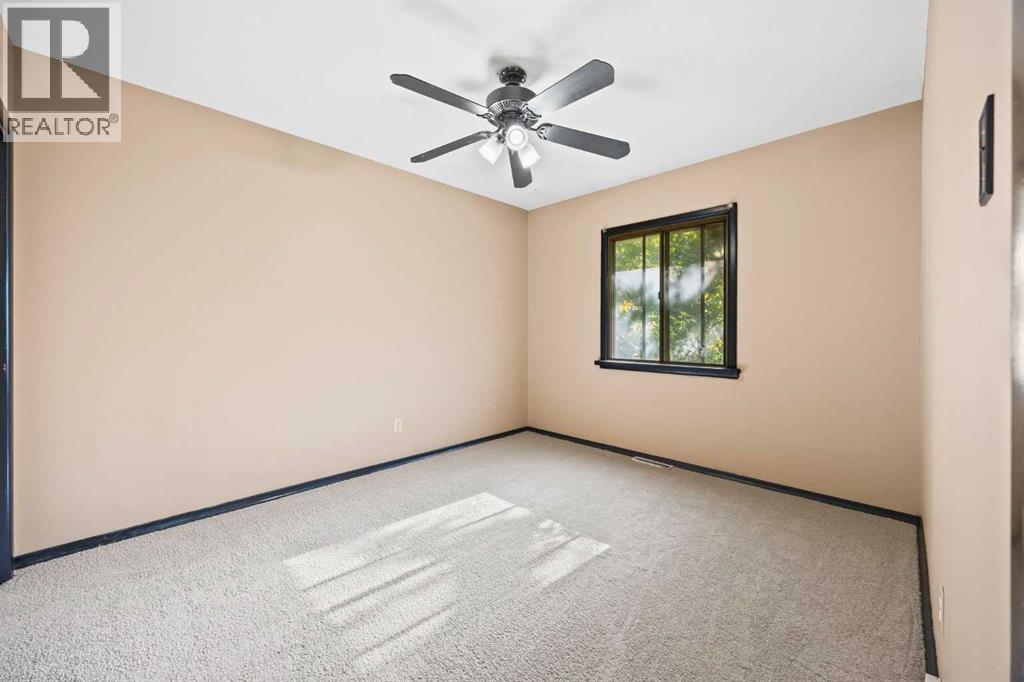 8039 36 Avenue Nw, Calgary, Alberta  T3B 1V8 - Photo 24 - A2276598