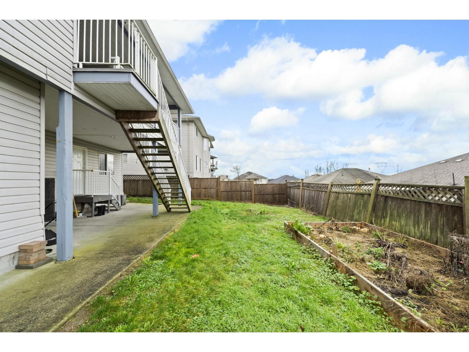 31449 Legacy Court, Abbotsford, British Columbia  V2T 6W5 - Photo 35 - R3068301