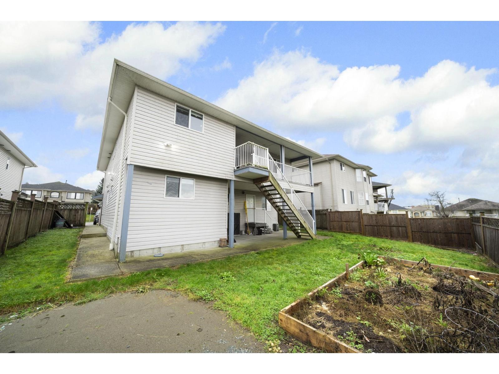 31449 Legacy Court, Abbotsford, British Columbia  V2T 6W5 - Photo 36 - R3068301