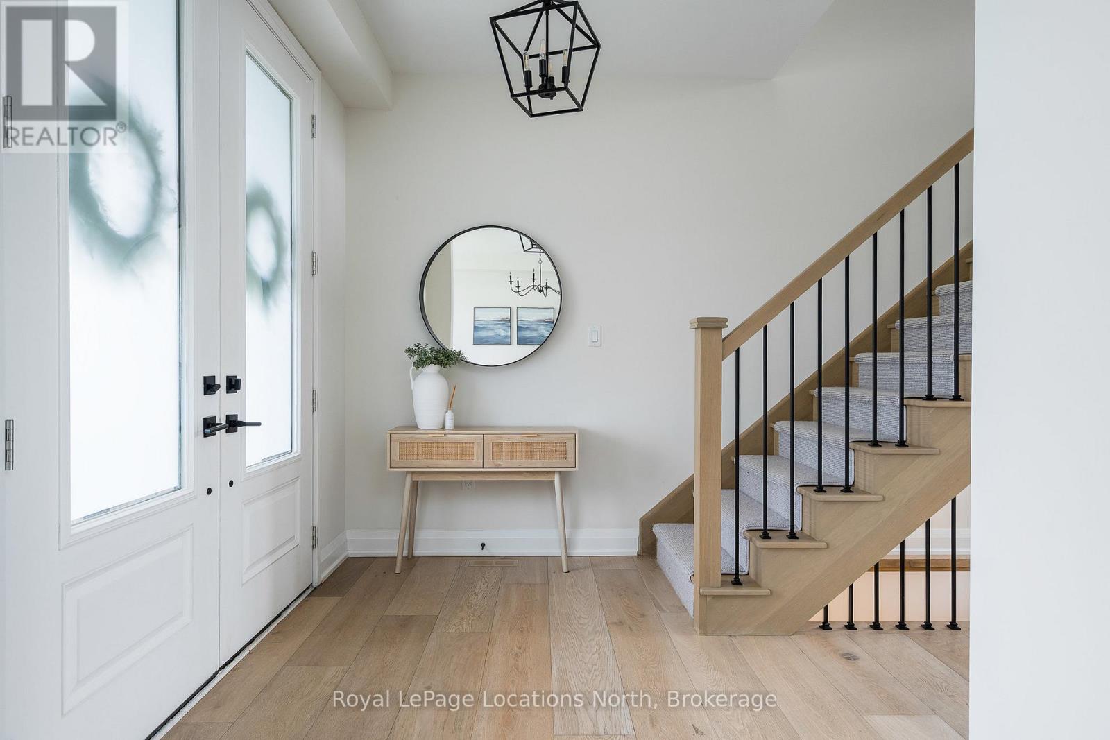 104 Stillwater Crescent, Blue Mountains, Ontario  L9Y 4P5 - Photo 2 - X12532840