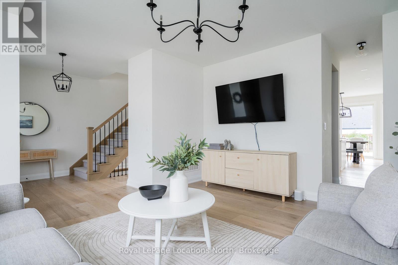 104 Stillwater Crescent, Blue Mountains, Ontario  L9Y 4P5 - Photo 21 - X12532840