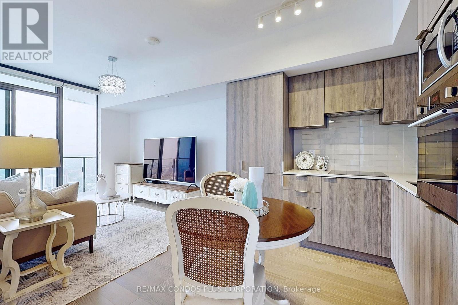 5406 - 11 Wellesley Street W, Toronto, Ontario  M4Y 0G4 - Photo 14 - C12701240