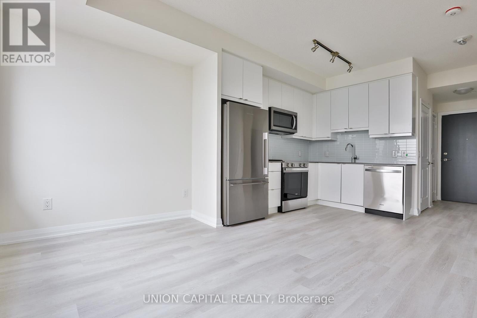 1801 - 3260 Sheppard Avenue E, Toronto, Ontario  M1T 0B5 - Photo 2 - E12701190