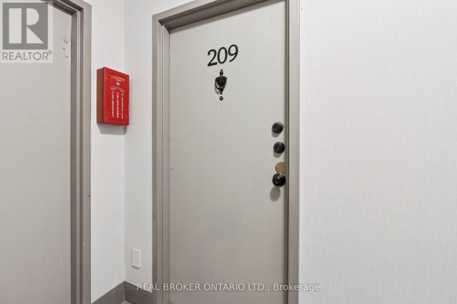 209 - 1210 Radom Street, Pickering, Ontario  L1W 2Z3 - Photo 5 - E12701262