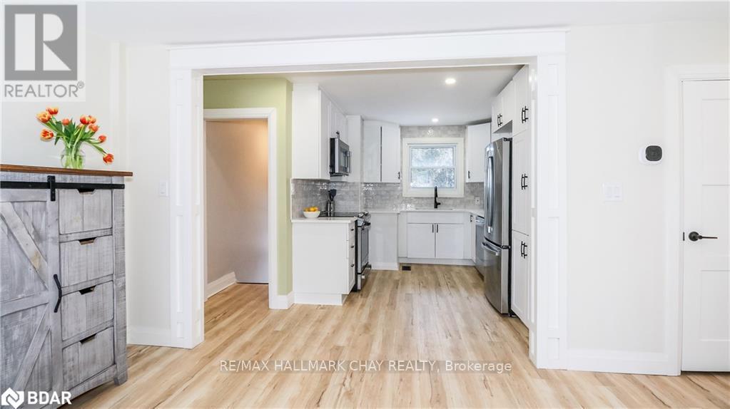 255 Calford Street, Essa, Ontario  L0M 1B0 - Photo 13 - N12701288